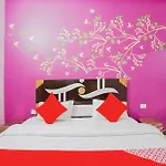 Hotel O Dev Palace Hotel