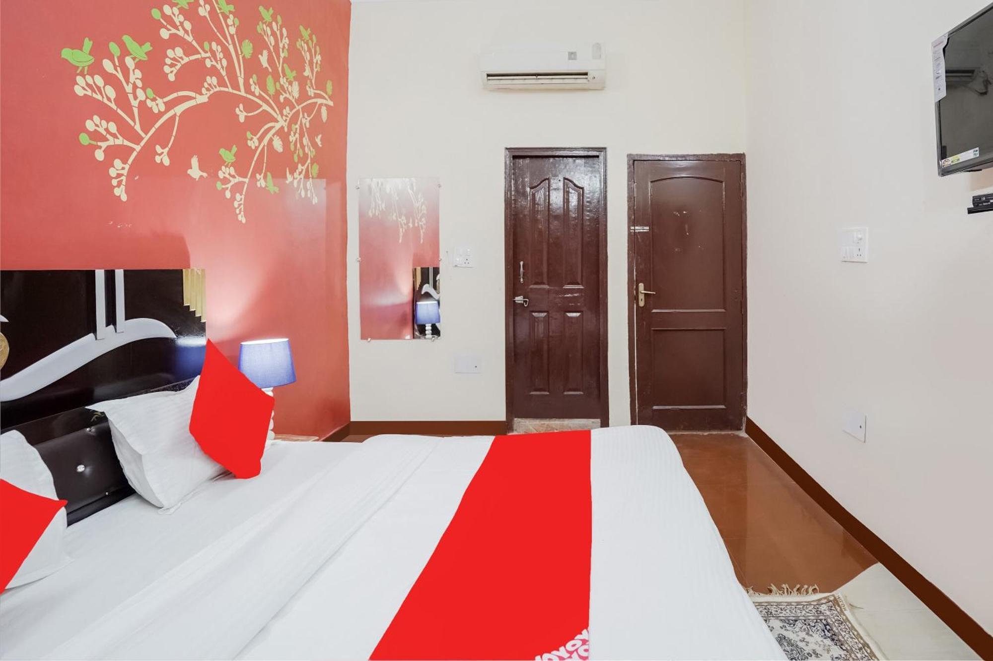 Hotel O Dev Palace New Delhi